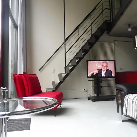 Moderne Architekten-loftwohnung Mit Galerie *